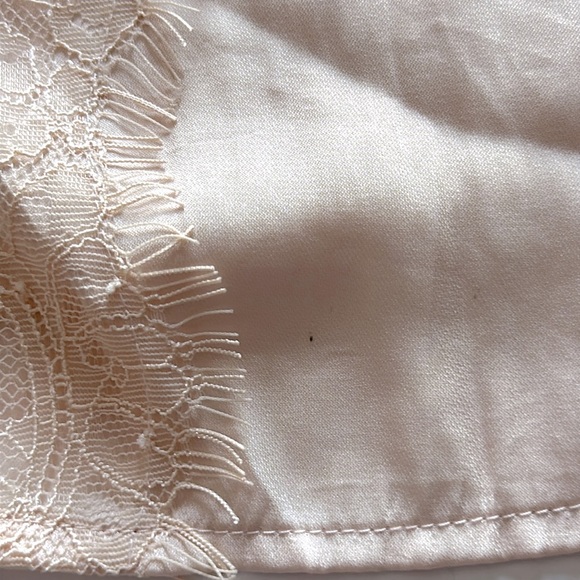 PAIGE || Lyrica Lace Appliqué Satin Top. Sz. S - Picture 14 of 16